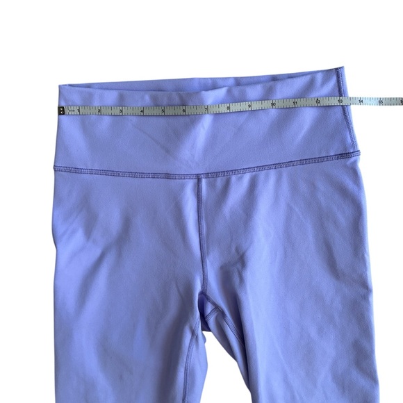 Fabletics Light Purple Leggings - Picture 5 of 7